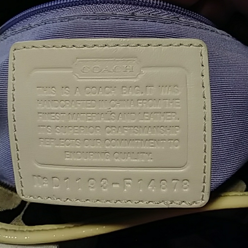 Purse - Picture 4 of 4